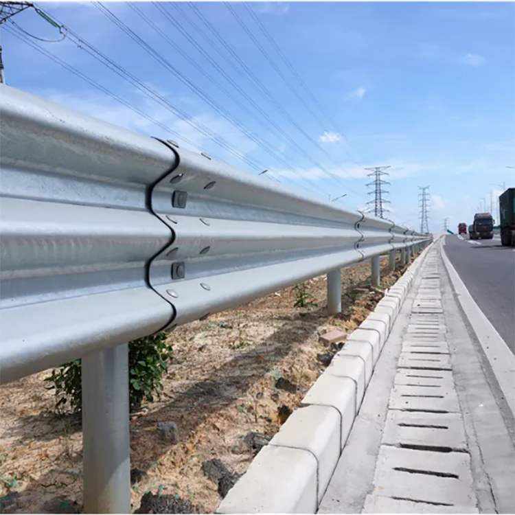 东莞高速公路波形护栏板生产厂家