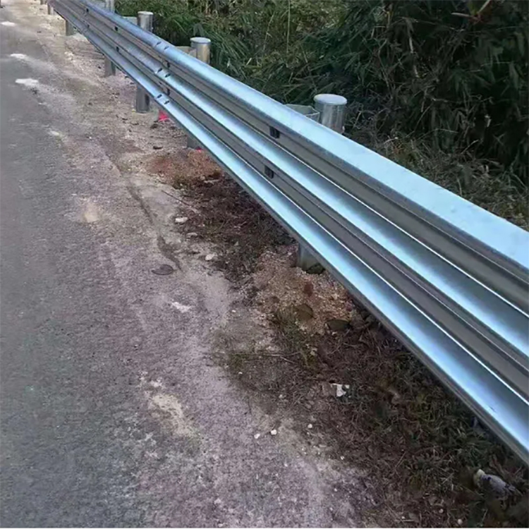 东莞高速公路波形护栏板生产厂家